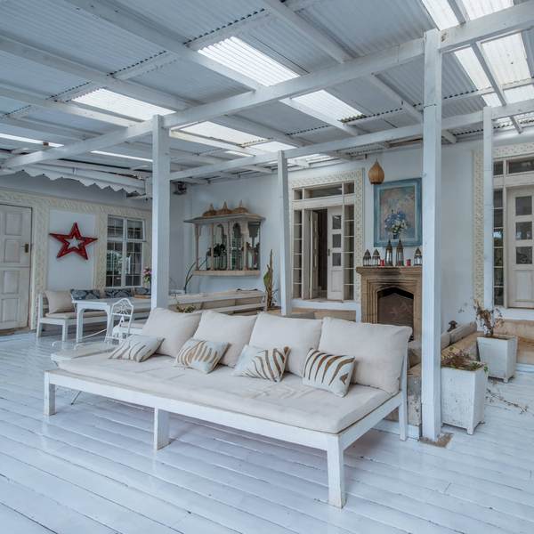 The Karen Manor - Gallery 23